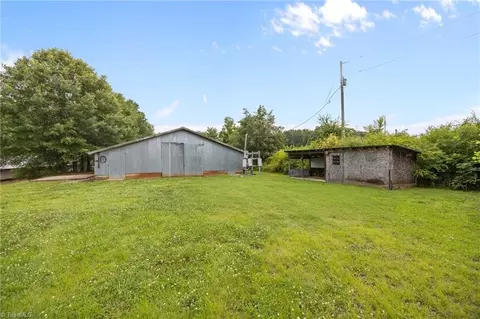 Exterior - 1342 Bescher Chapel Rd, Trinity, NC 27370 photo 11 of 15
