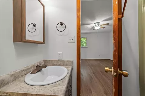 Bath - 1342 Bescher Chapel Rd, Trinity, NC 27370 photo 3 of 3