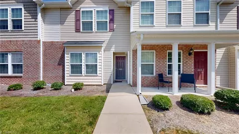 442 Sandybrooke Dr, High Point, NC 27265 photo 2