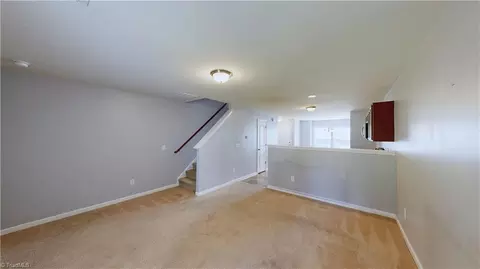 442 Sandybrooke Dr, High Point, NC 27265 photo 5