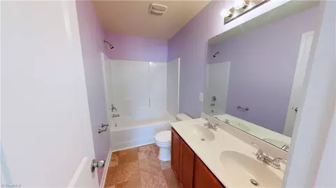 442 Sandybrooke Dr, High Point, NC 27265 photo 17