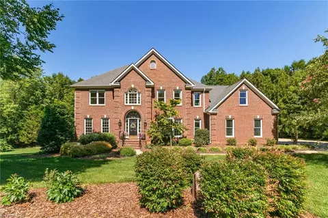 6707 Fegan Rd, Summerfield, NC 27358