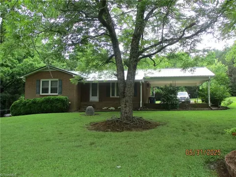 2600 Alamance Church Rd, Greensboro, NC 27406