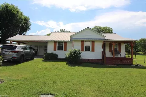 3741 A St, Walkertown, NC 27051