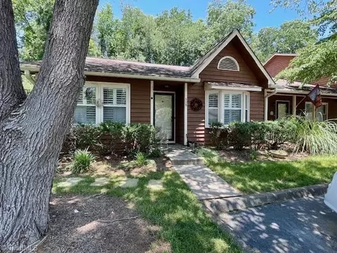608 Rock Garden Cir, Winston Salem, NC 27104