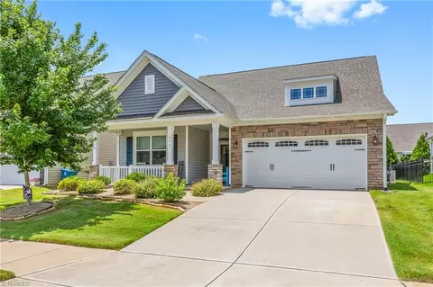 254 Kilbourne Dr, Advance, NC 27006