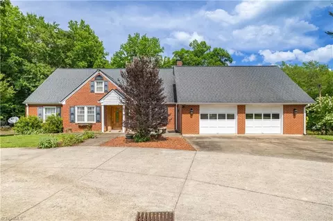 12211 S Nc Highway 87, Eden, NC 27288