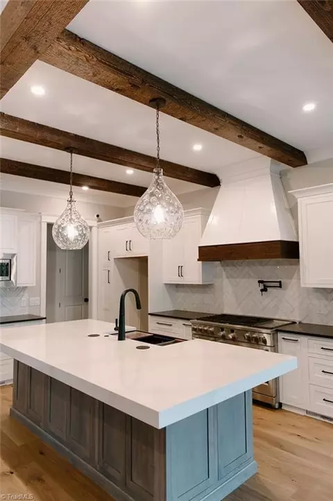 Kitchen - 1351 Grant Haven Ct, High Point, NC 27265 photo 5 of 6