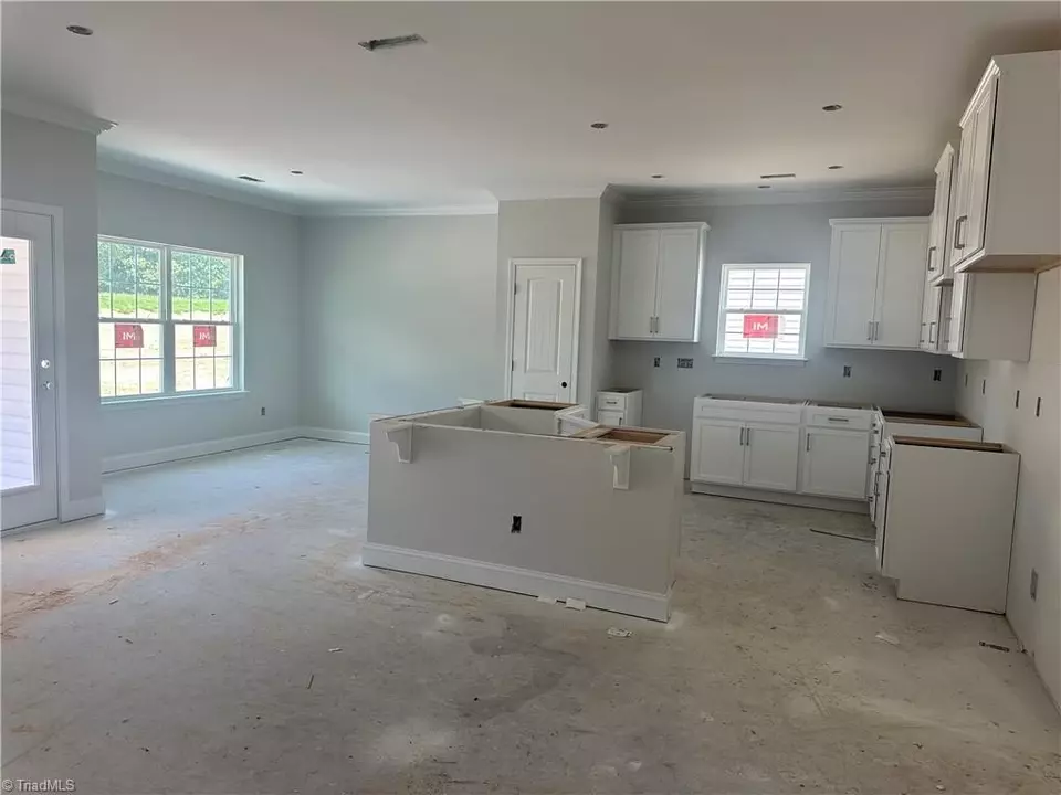 Living - 3289 Alyssa Way #LOT 4, High Point, NC 27265 photo 2 of 2