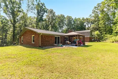 Exterior - 3977 Shannon Dr, Trinity, NC 27370 photo 7 of 11