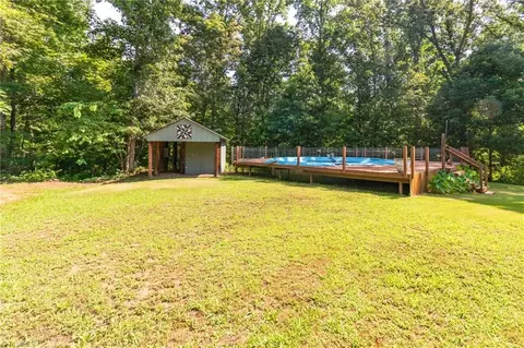 Exterior - 3977 Shannon Dr, Trinity, NC 27370 photo 5 of 11
