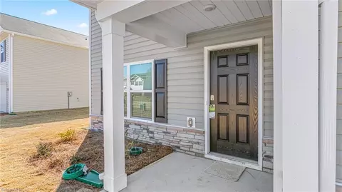 Entry Way - 4596 Red Oak Dr, Trinity, NC 27370 photo 1 of 11