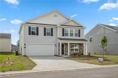 316 Lantanna Ave, Lexington, NC 27295