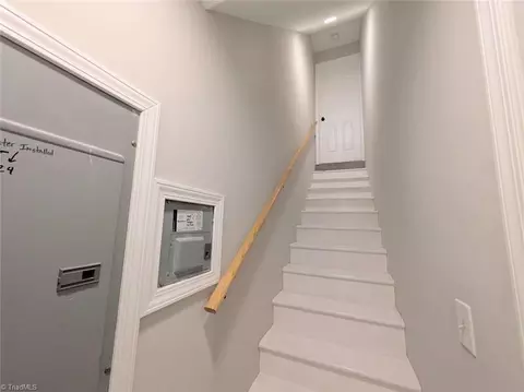 Entry Way - 6006 Westhaven Ln, Trinity, NC 27370 photo 1 of 2
