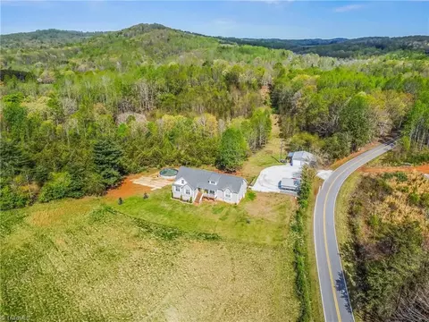 724 Tom Cook Rd # -0, Pilot Mountain, NC 27041