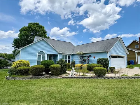 Exterior - 204 Maplewood Ct, Trinity, NC 27370 photo 2 of 6