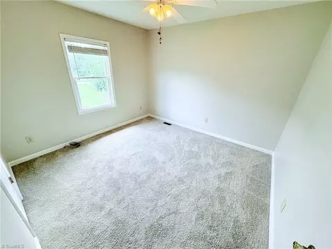 Bedroom - 204 Maplewood Ct, Trinity, NC 27370 photo 3 of 5