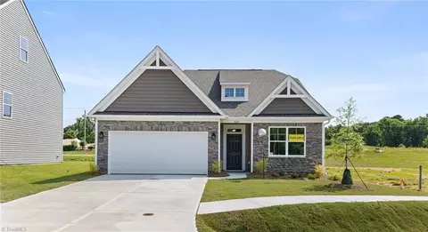 322 Blooming Maple Dr, Kernersville, NC 27284