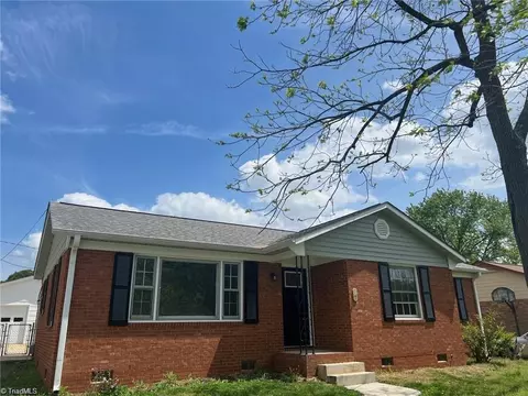 3017 Locksley Ln, Greensboro, NC 27406