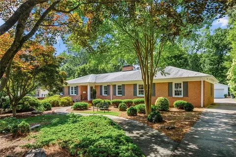 5013 Manning Dr, Greensboro, NC 27410