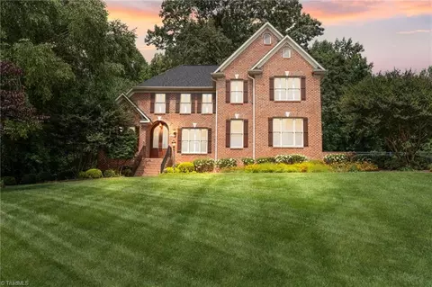 4607 Eden Bridge Dr, Kernersville, NC 27284