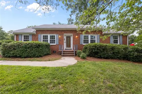 2206 Revolan Dr, Greensboro, NC 27407