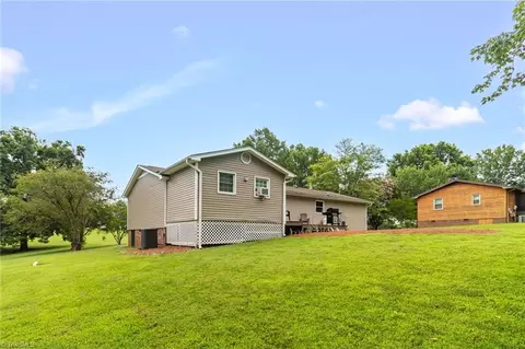 3809 Evergreen Dr, Trinity, NC 27370 photo 32