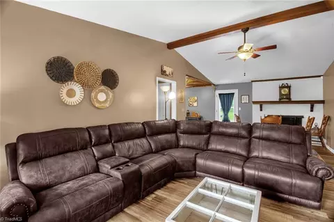 3809 Evergreen Dr, Trinity, NC 27370 photo 4