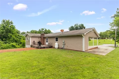 3809 Evergreen Dr, Trinity, NC 27370 photo 30
