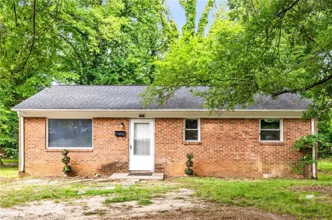 1310 Caldwell St, Greensboro, NC 27406