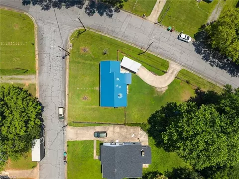 626 State Ave, High Point, NC 27262 photo 4
