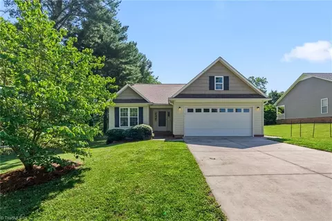 1619 Paragon Dr, Winston Salem, NC 27127