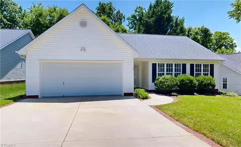 5423 Whitley Way, Greensboro, NC 27407