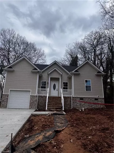 2212 Cleveland Ave, Winston Salem, NC 27105