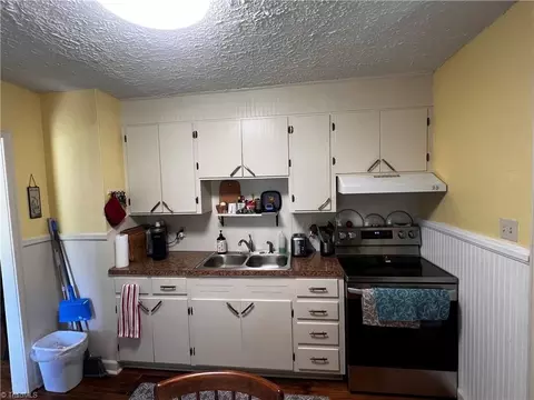 616 Mayo Ct, Stuart, VA 24171 photo 5