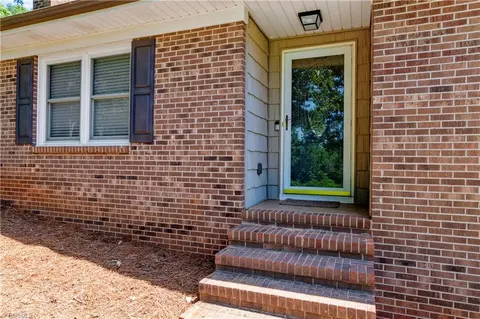Entry Way - 3129 Wyo Rd, Yadkinville, NC 27055 photo 1 of 5