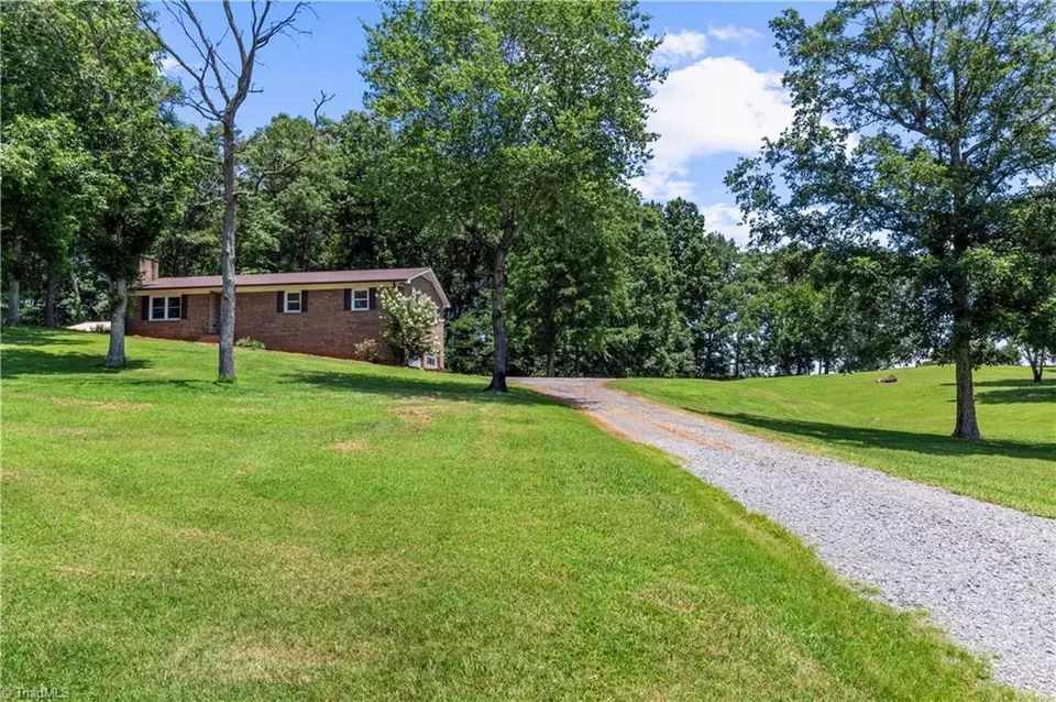 Exterior - 3129 Wyo Rd, Yadkinville, NC 27055 photo 8 of 8