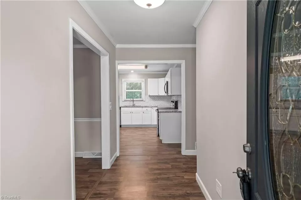 Entry Way - 3129 Wyo Rd, Yadkinville, NC 27055 photo 3 of 5