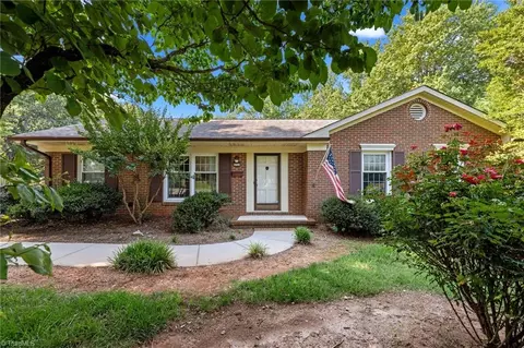 5711 Greenview Dr, Greensboro, NC 27409