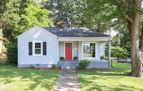 2904 Spring Garden St, Greensboro, NC 27403