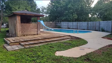 Exterior - 313 Farmstead Rd, King, NC 27021 photo 5 of 9