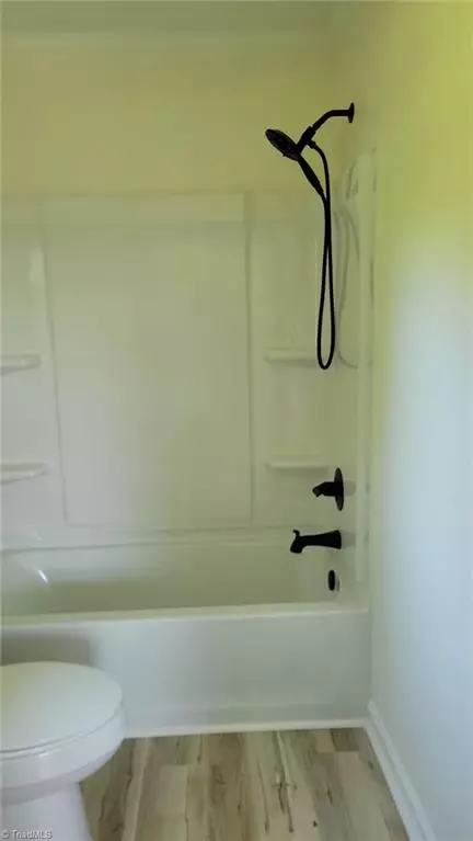 Bath - 313 Farmstead Rd, King, NC 27021 photo 4 of 4