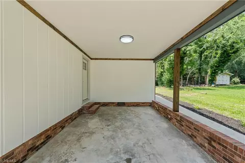 Exterior - 249 Farmbrook Dr, Denton, NC 27239 photo 4 of 9