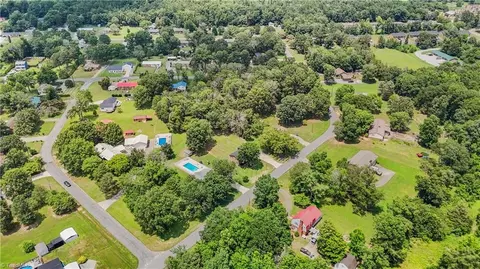 View/Area - 249 Farmbrook Dr, Denton, NC 27239 photo 2 of 4