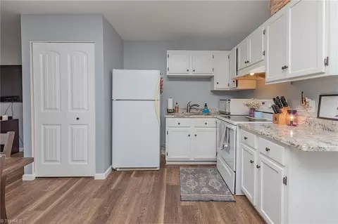 105 Locust Rd, King, NC 27021 photo 13