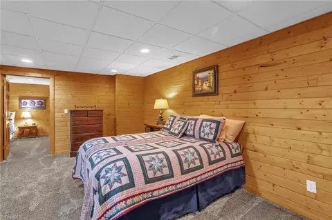 Bedroom - 2235 Buck Mountain Rd, Purlear, NC 28665 photo 9 of 13