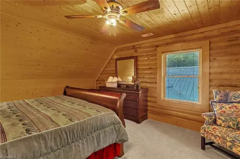 Bedroom - 2235 Buck Mountain Rd, Purlear, NC 28665 photo 7 of 13