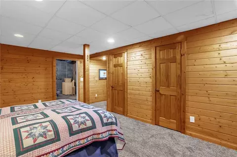 Bedroom - 2235 Buck Mountain Rd, Purlear, NC 28665 photo 10 of 13