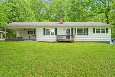 1553 Carson Rd, Pilot Mountain, NC 27041