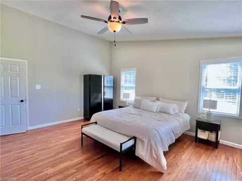 Bedroom - 147 Dutchman Rd, Harmony, NC 28634 photo 2 of 6